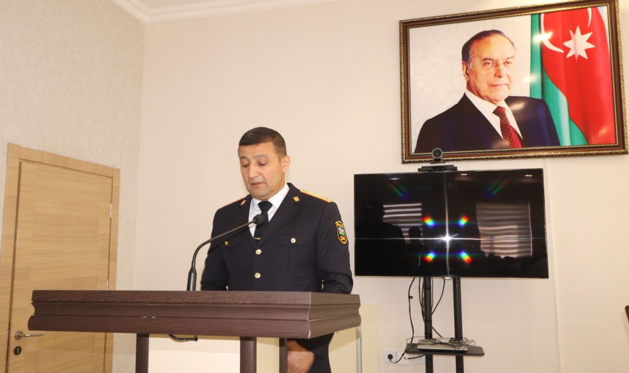 Qazaxda icra başçısı polis əməkdaşlarını Fəxri Fərmanla təltif etdi - FOTOLAR